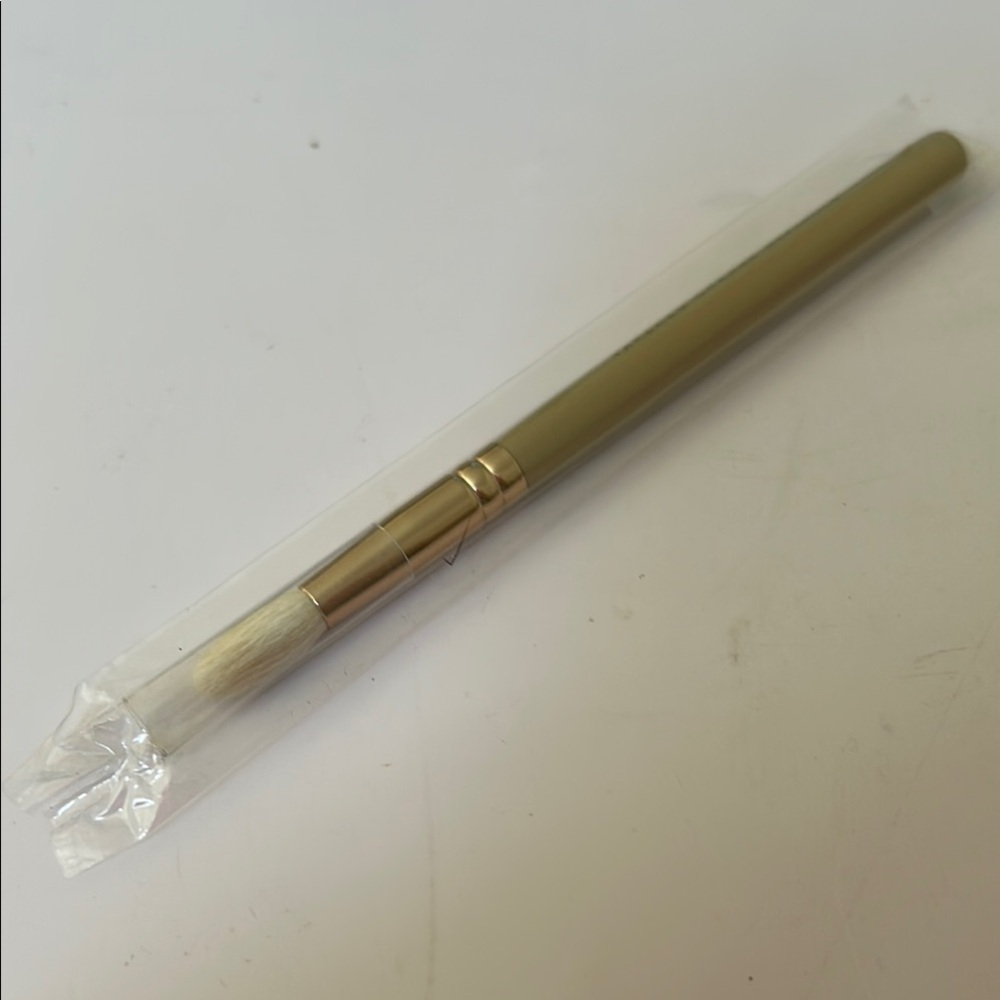 bareMinerals Tapered Crease Defining Brush - SEALED